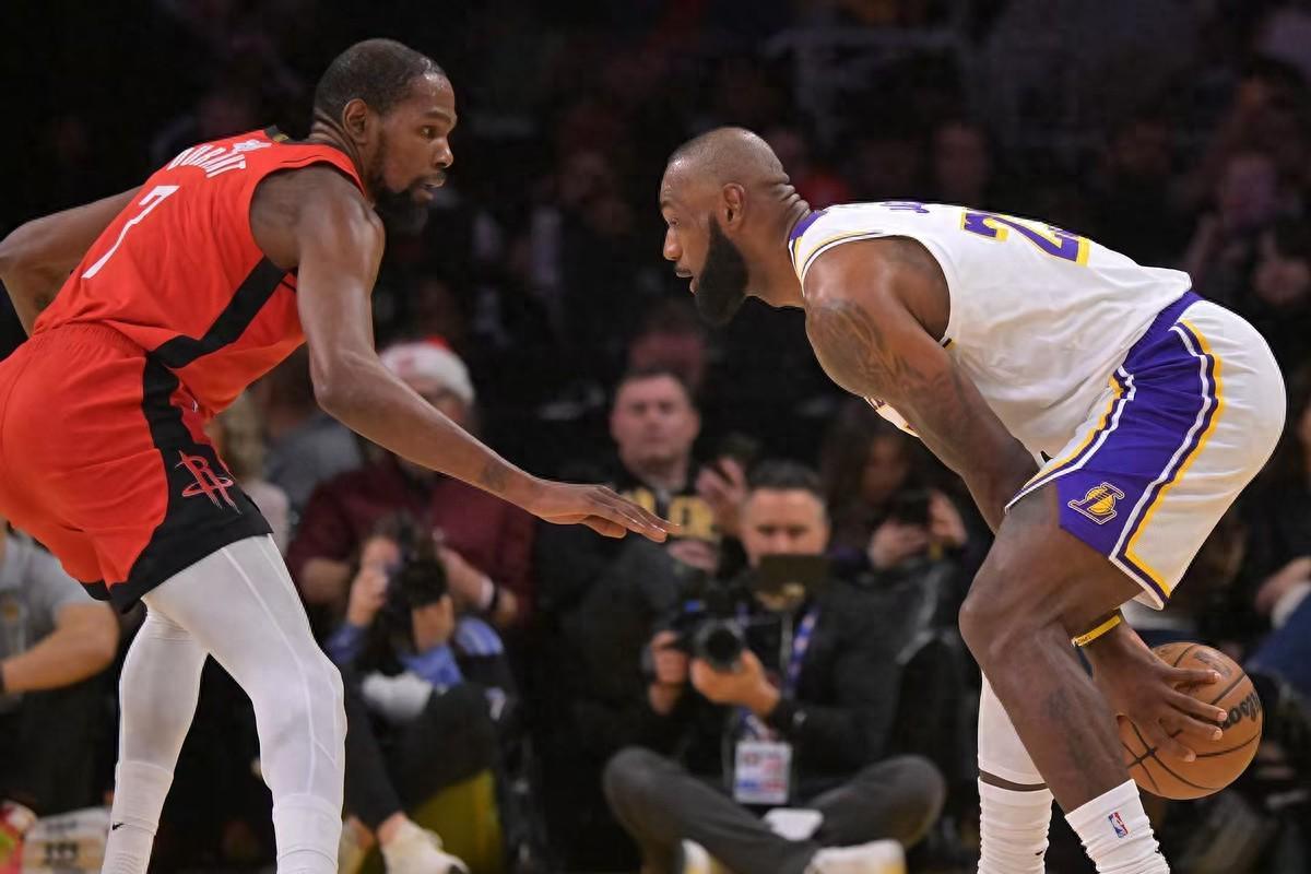 开云彩票-NBA最新排名！西部4队抢第2，快船冲前8，东部3队打响第2追击战